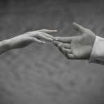 De ce avem nevoie de limite în familie: cum spațiul personal creează o intimitate reală de-ce-avem-nevoie-de-limite-in-familie-cum-spatiul.jpg