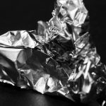 De ce folia de aluminiu ar trebui să fie pe fiecare balcon: utilizări ingenioase dincolo de bucătărie de-ce-folia-de-aluminiu-ar-trebui-sa-fie-pe.jpg