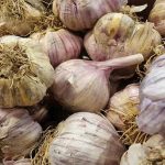 Când să adăugați usturoi la o friptură: momentul care decide dacă acesta va fi amar sau își va dezlănțui aroma cand-sa-adaugati-usturoi-la-o-friptura-momentul-care-decide.jpg